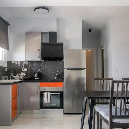 Apartment Seaview Charming Central
